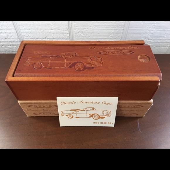 Vintage Fossil/Relic 1956 Olds 88 NWT - Picture 2 of 7